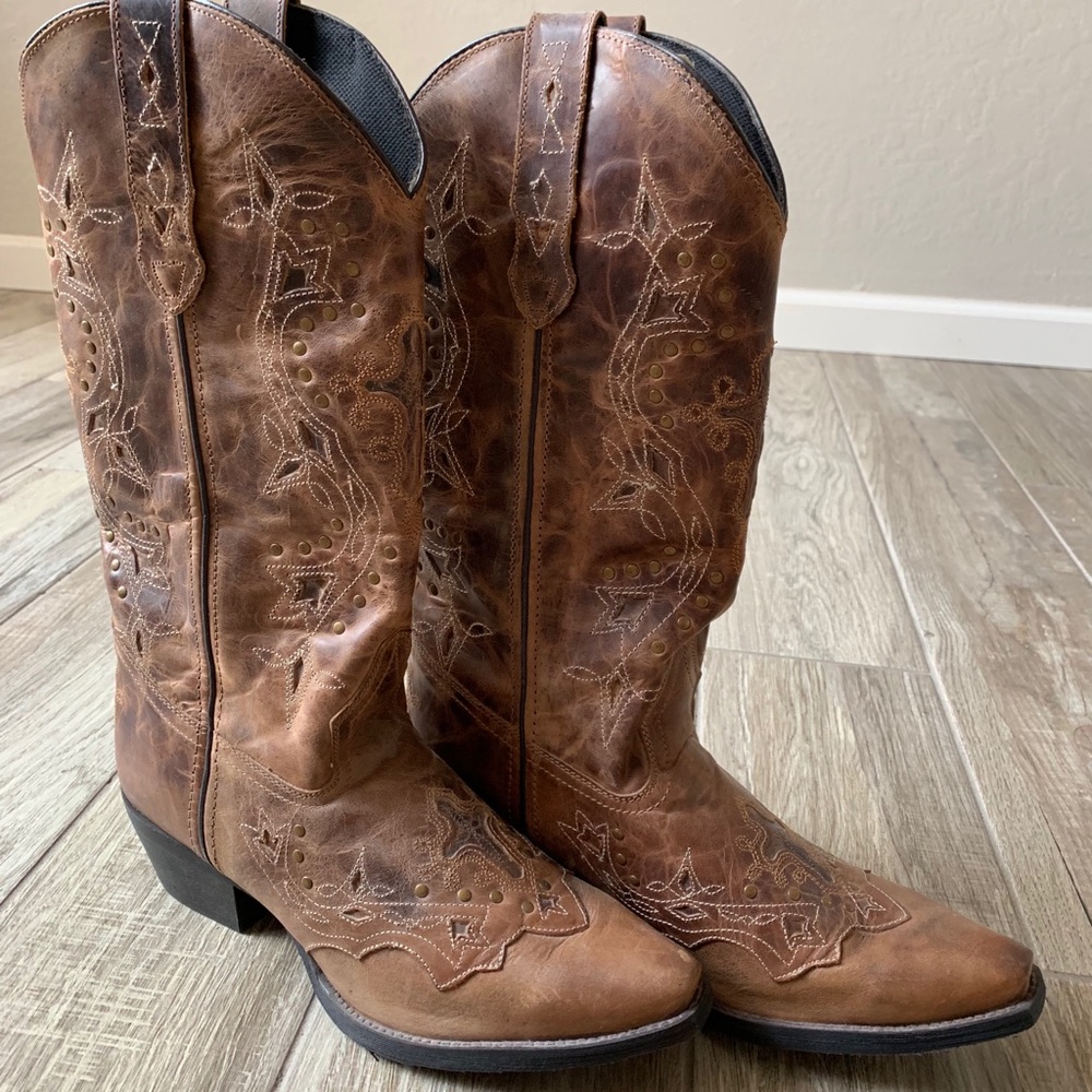 Never worn Women’s Laredo Boots